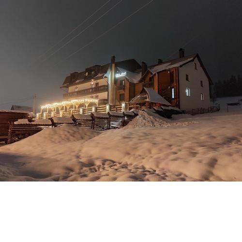 Гук ресторанно-готельний комплекс