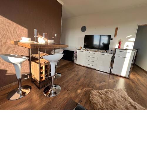 -Self-Check- Luxury view penthouse on the roof of City