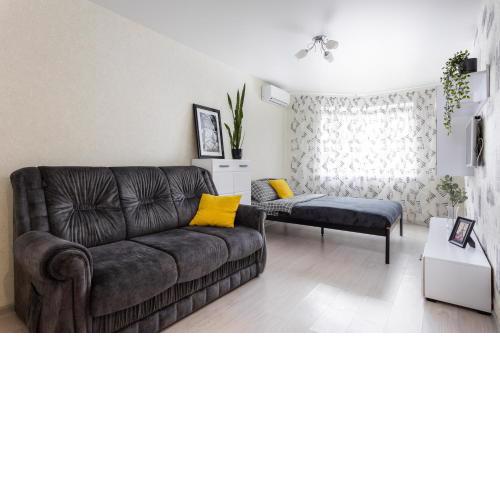 0131 Apartment near Zhulyany airport New complex