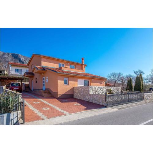 1 Bedroom Amazing Apartment In Bribir