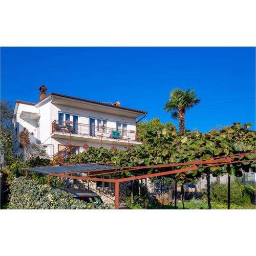 1 Bedroom Amazing Apartment In Lovran