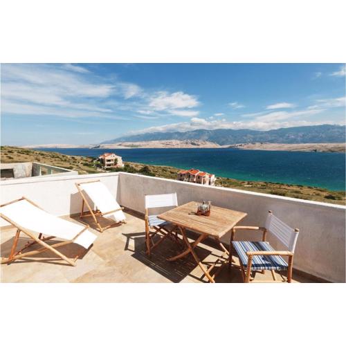 1 Bedroom Amazing Apartment In Pag