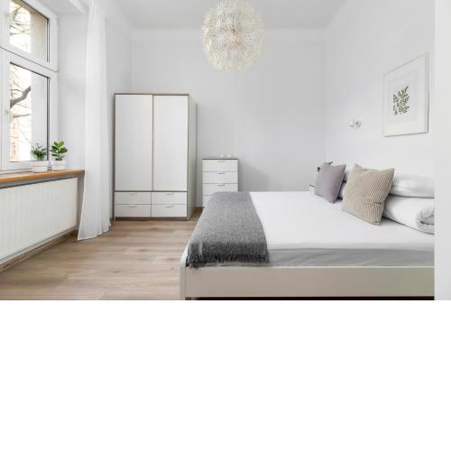 1 Bedroom Apartment - Ludwika Zamenhofa 6 street