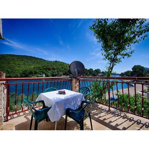 1 Bedroom apartment with balcony