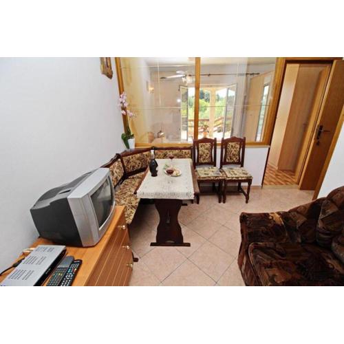1 bedroom apartment with terrace