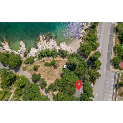 1 Bedroom Awesome Home In Crikvenica