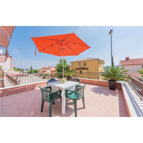 1 Bedroom Beautiful Apartment In Rabac
