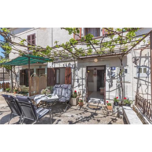 1 Bedroom Beautiful Home In Funtana
