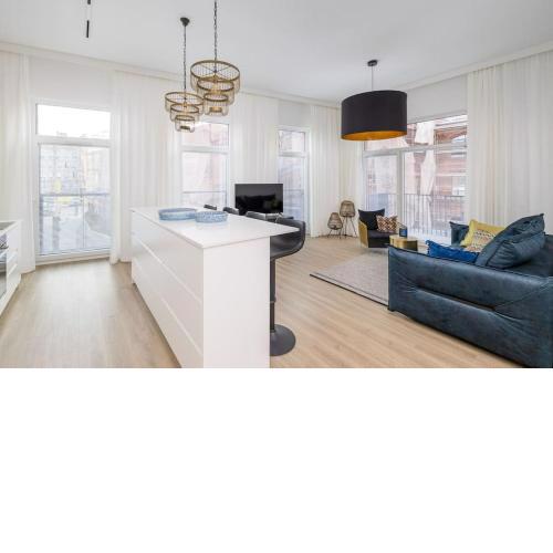 1-Bedroom Coffee Apartment ECRU near Metro WWA49