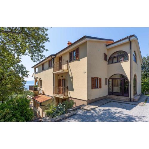 1 Bedroom Cozy Apartment In Kostrena