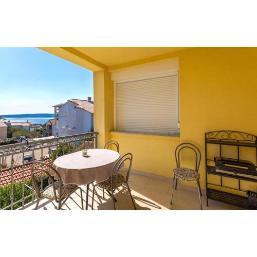 1 Bedroom Cozy Apartment In Krk
