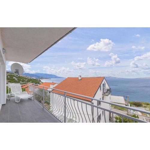 1 Bedroom Cozy Apartment In Senj