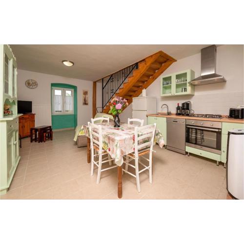 1 Bedroom Cozy Home In Krnica