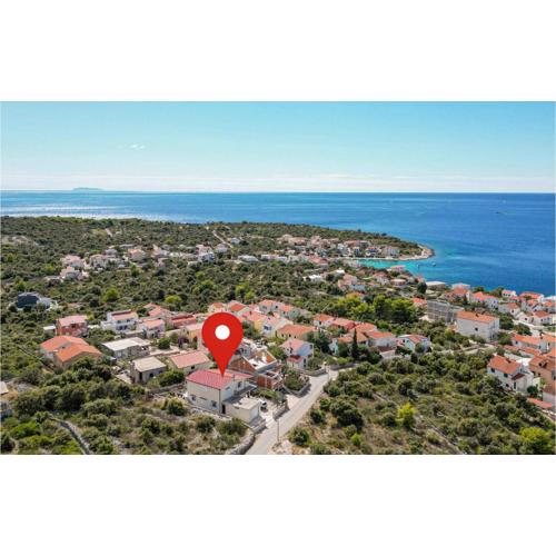 1 Bedroom Lovely Apartment In Kanica