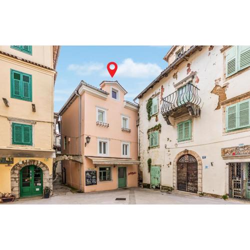 1 Bedroom Lovely Apartment In Lovran