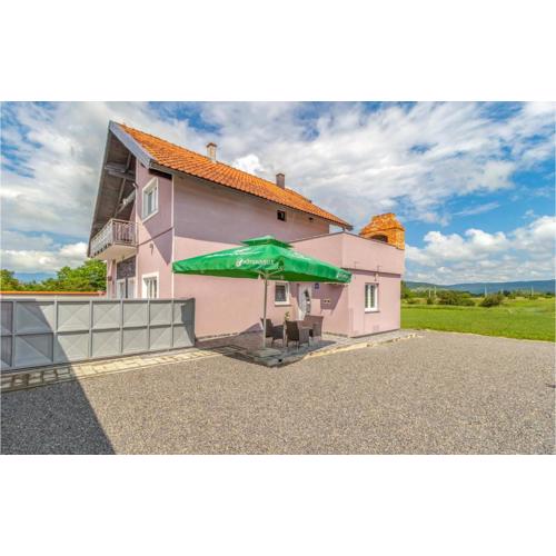 1 Bedroom Lovely Apartment In Otocac