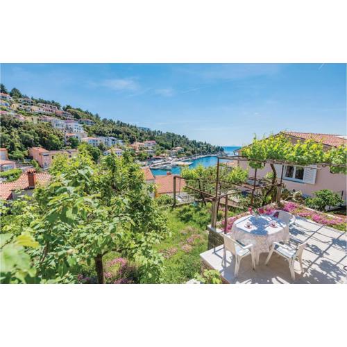 1 Bedroom Lovely Apartment In Rabac