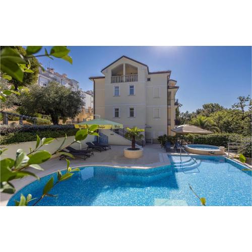 1 Bedroom Nice Apartment In Crikvenica
