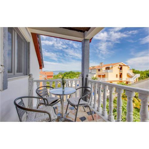 1 Bedroom Nice Apartment In Marsici
