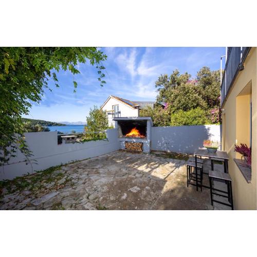 1 Bedroom Nice Apartment In Necujam