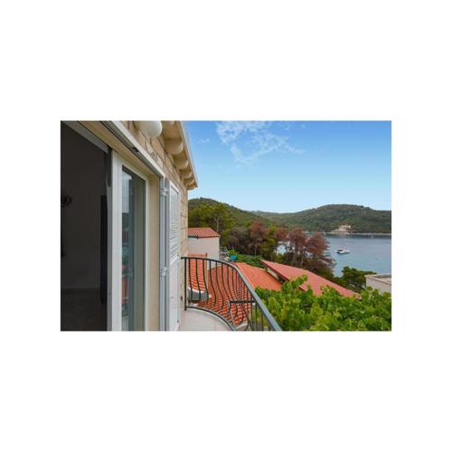 1 Bedroom Nice Apartment In Saplunara
