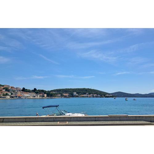 1 Bedroom Nice Home In Tisno