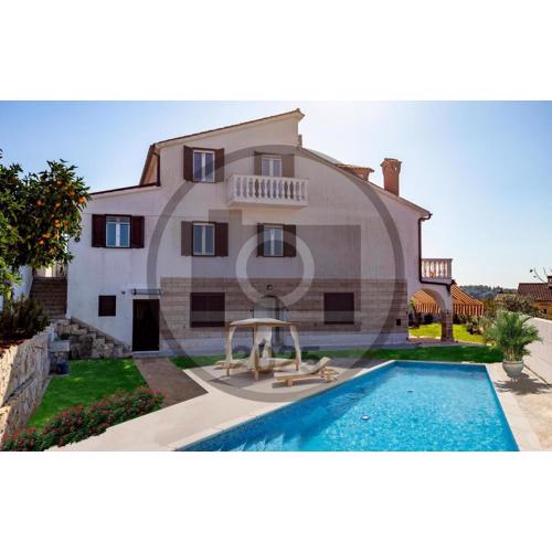 1 Bedroom Stunning Apartment In Medulin