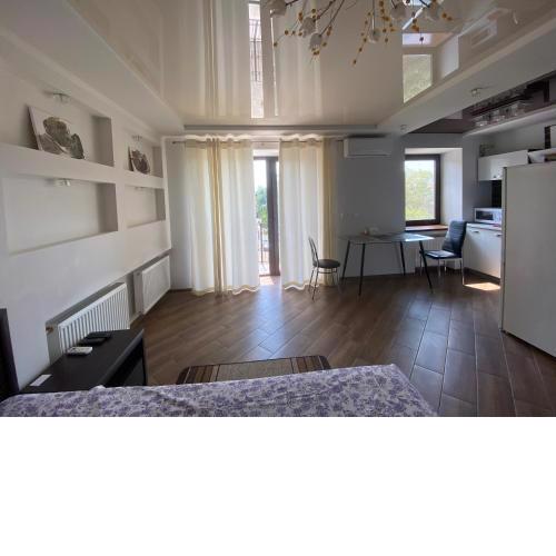 1-room Studio center