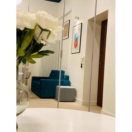 1 syp, Kawa Vertuo, kosmetyki Ada, 3 min Metro Wilenska, by VisitWarsaw Apartments