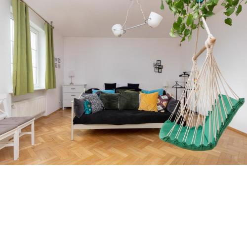 100m2 Apartment with Beautiful Old Town View by Noclegi Renters
