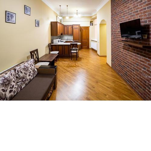 13 Franka Apartment 2