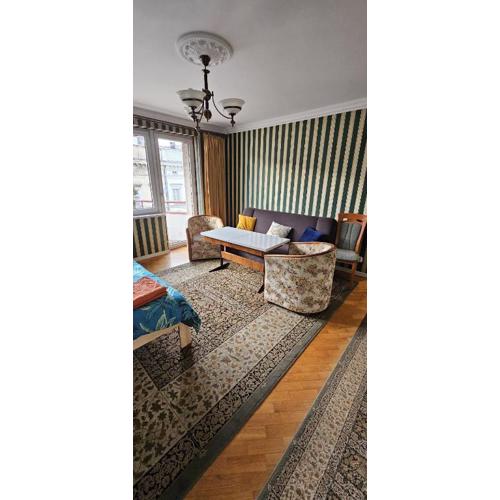 13Stylowe mieszkanie w centrum miasta