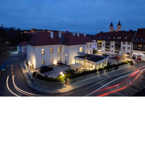 1552 Boutique Hotel