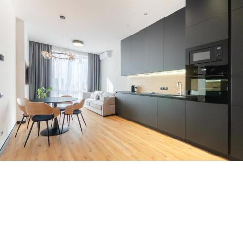 18037 Designer apartments in the residential complex "Yaroslaviv Grad"
