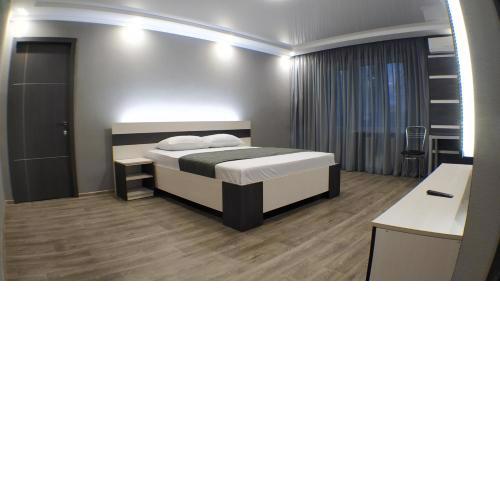 Двухкомнатный люкс центр Металлургов 19 KR Apartments