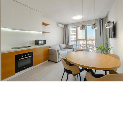 1996 Kvartet Apartment
