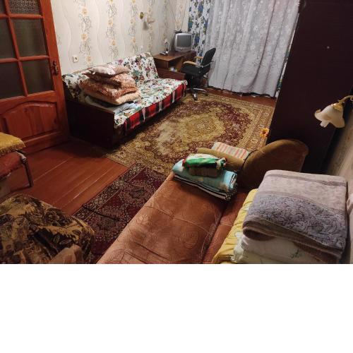 Есть много вариантов!! 2х комнатная квартира тел 096-314-33-18