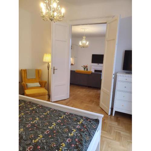 2 Apt near Castle District
