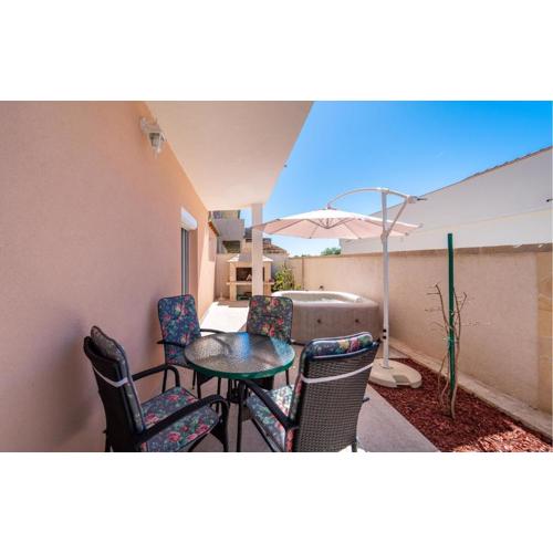 2 Bedroom Amazing Apartment In Benkovac