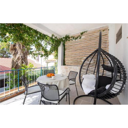 2 Bedroom Amazing Apartment In Klek