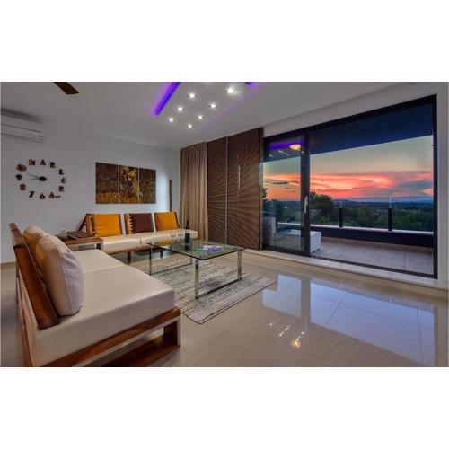 2 Bedroom Amazing Apartment In Liznjan