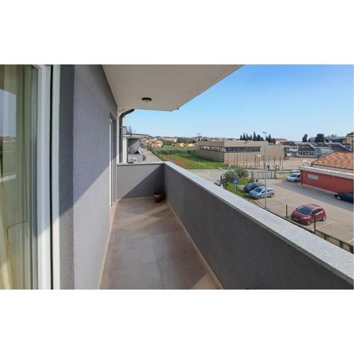2 Bedroom Amazing Apartment In Medulin