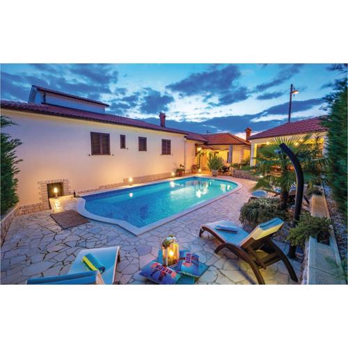 2 Bedroom Amazing Apartment In Rijeka
