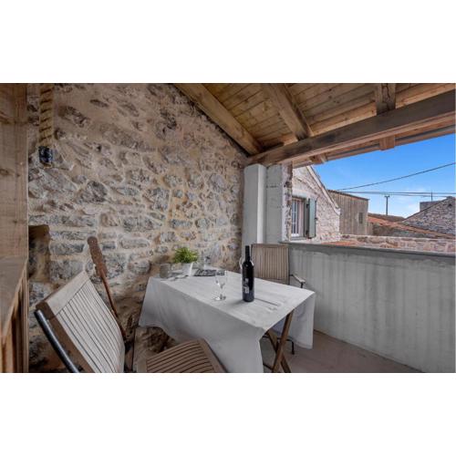 2 Bedroom Amazing Home In Pirovac