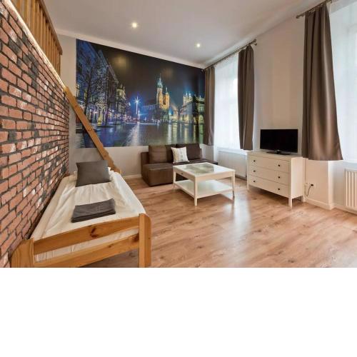 2-bedroom apartment - 51 Dietla Street