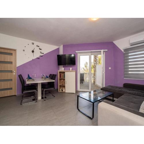 2 Bedroom apartment with Sea view