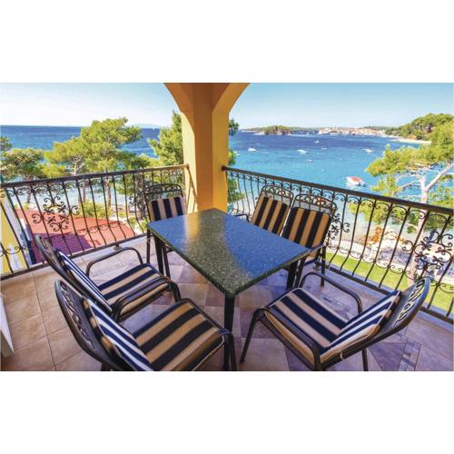2 Bedroom Awesome Apartment In Banjol