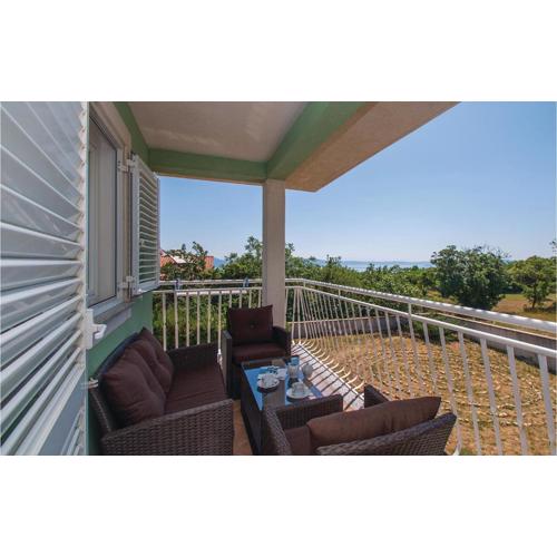 2 Bedroom Awesome Apartment In Labin