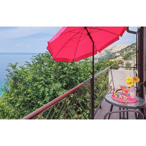 2 Bedroom Awesome Apartment In Punat