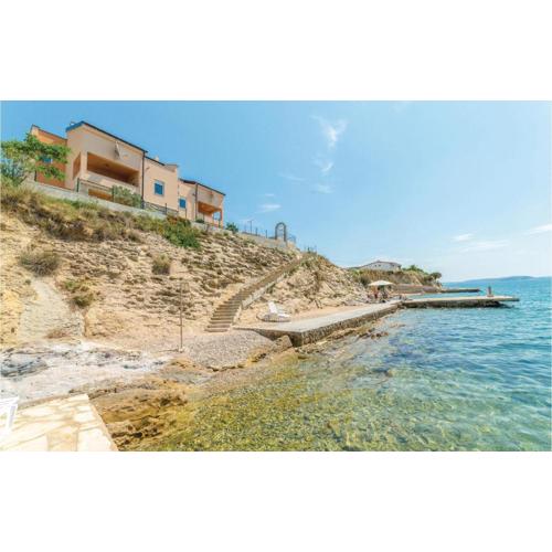 2 Bedroom Awesome Apartment In Vlasici